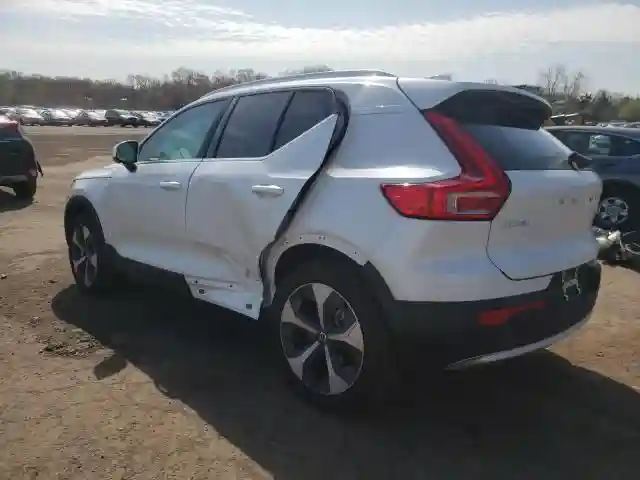 YV4L12UE6S2547385 2025 VOLVO XC40 PLUS-1