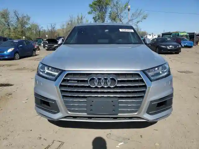 WA1LAAF72JD010960 2018 AUDI Q7-4