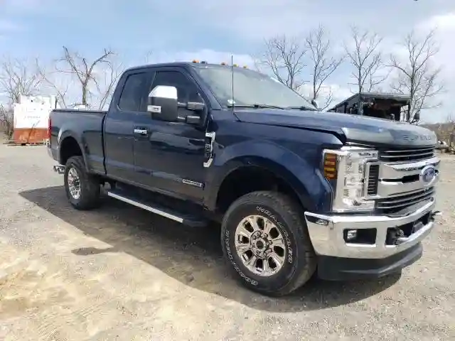 1FT7X2BT2KEG35806 2019 FORD F250-3