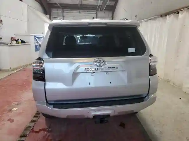 JTEZU5JR0K5206037 2019 TOYOTA 4RUNNER-5