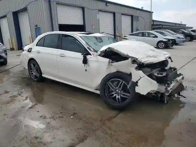 WDDZF6GB3JA427996 2018 MERCEDES-BENZ E-CLASS-3