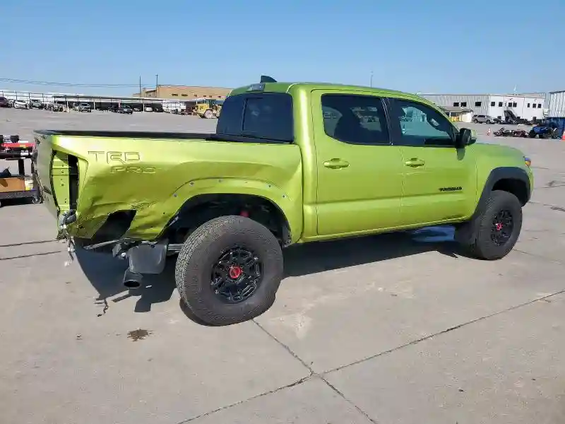 3TYCZ5ANXNT069247 2022 TOYOTA TACOMA-2