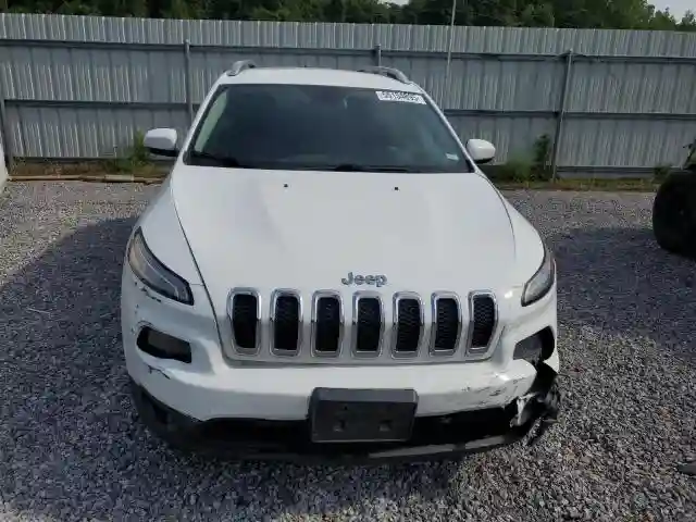 1C4PJLCB6HW628924 2017 JEEP GRAND CHEROKEE-4