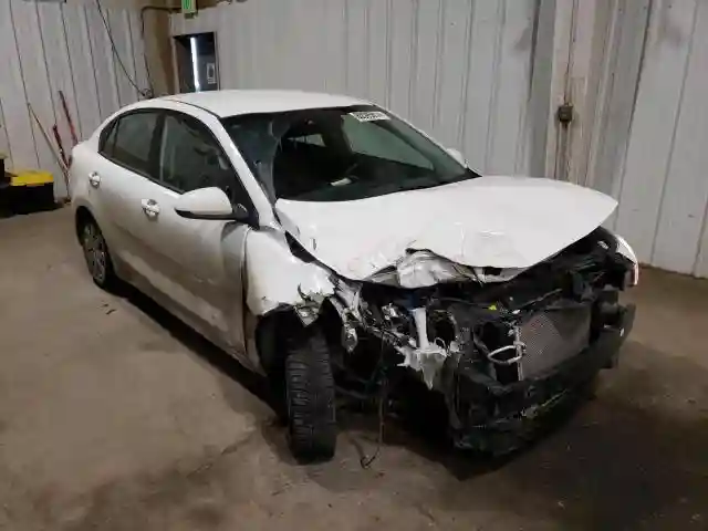 3KPA24AD4PE524051 2023 KIA RIO-3