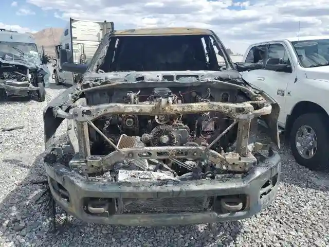 3C6UR5DL5KG606697 2019 RAM 2500-4