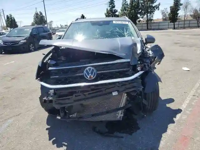3VVEX7B24PM364147 2023 VOLKSWAGEN TAOS SE-4