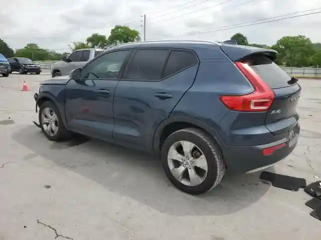 YV4AC2HK6M2586532 2021 VOLVO XC40-1