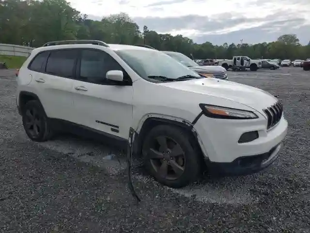 1C4PJMCS8GW250805 2016 JEEP GRAND CHEROKEE-3