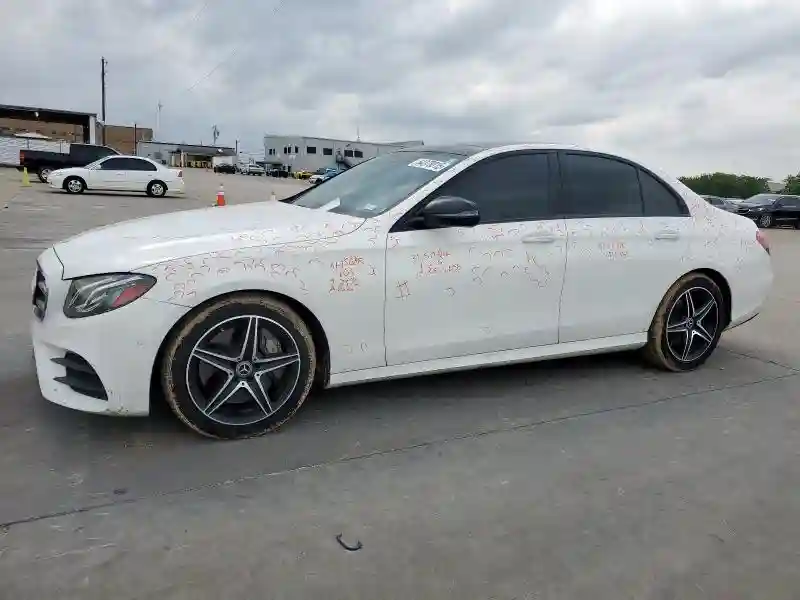 WDDZF4JB0JA455493 2018 MERCEDES-BENZ E-CLASS-0