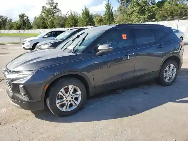 3GNKBCRS1MS529486 2021 CHEVROLET BLAZER-0