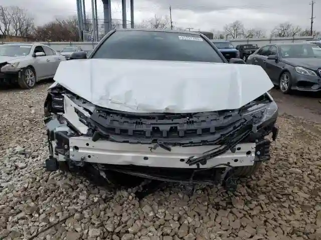 4T1DBADK2SU018150 2025 TOYOTA CAMRY-4