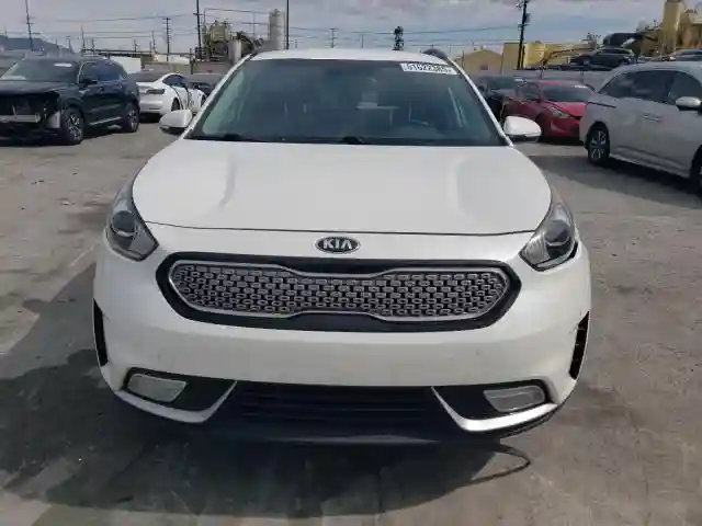 KNDCC3LC4H5045209 2017 KIA NIRO-4