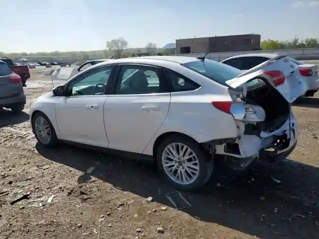 1FADP3J21JL294061 2018 FORD FOCUS-1