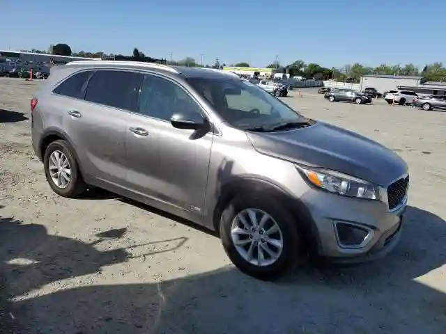 5XYPGDA59JG339881 2018 KIA SORENTO-3
