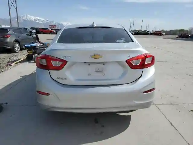 1G1BE5SM0H7166327 2017 CHEVROLET CRUZE-5