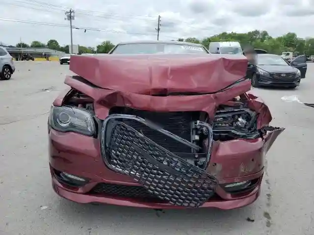2C3CCADG0PH520128 2023 CHRYSLER 300-4