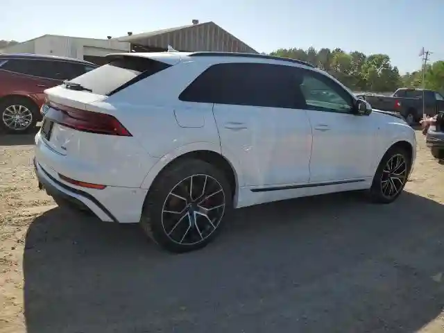 WA1FVAF17KD039031 2019 AUDI Q8-2