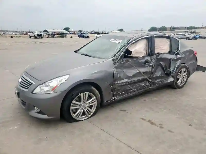 JN1CV6AR9FM651534 2015 INFINITI Q40-0