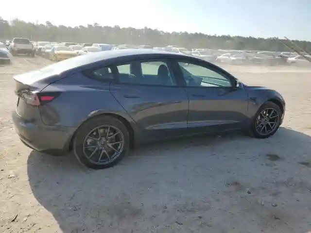 5YJ3E1EB5NF118701 2022 TESLA MODEL 3-2