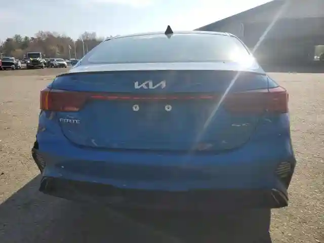 3KPF54AD6PE514490 2023 KIA FORTE-5