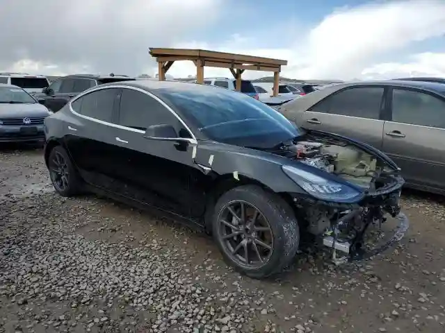 5YJ3E1EB5KF197086 2019 TESLA MODEL 3-3