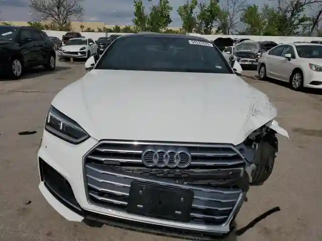 WAUENCF54JA135650 2018 AUDI A5-4