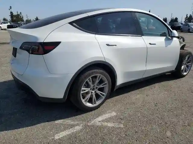 7SAYGDED1RF002570 2024 TESLA MODEL Y-2