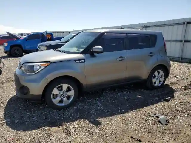 KNDJN2A22J7587067 2018 KIA SOUL-0
