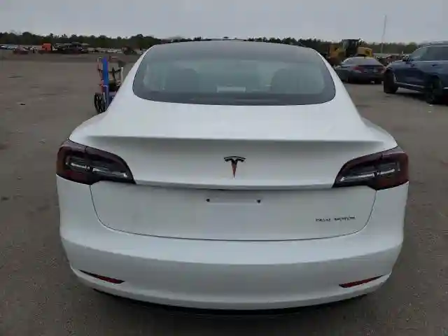 5YJ3E1EB3KF199256 2019 TESLA MODEL 3-5