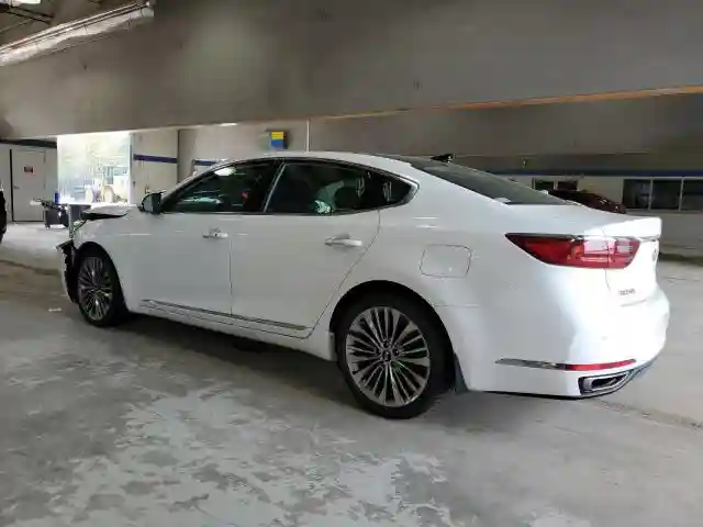 KNALC4J19K5166748 2019 KIA CADENZA-1