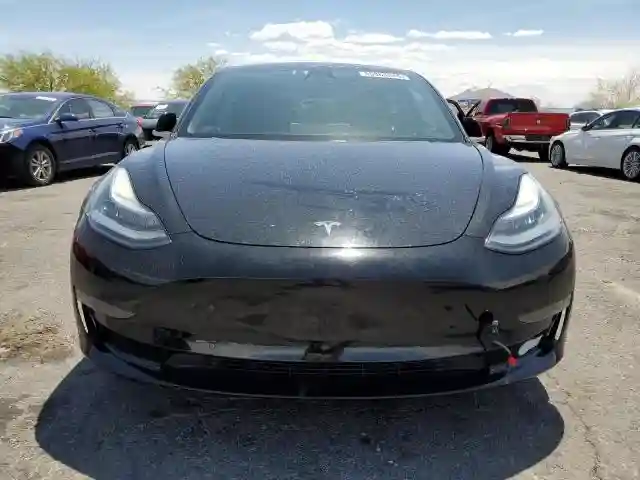 5YJ3E1EBXKF413434 2019 TESLA MODEL 3-4