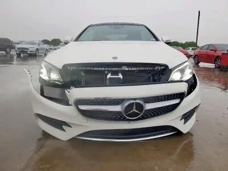 WDD1J6FB4JF011276 2018 MERCEDES-BENZ E-CLASS-4