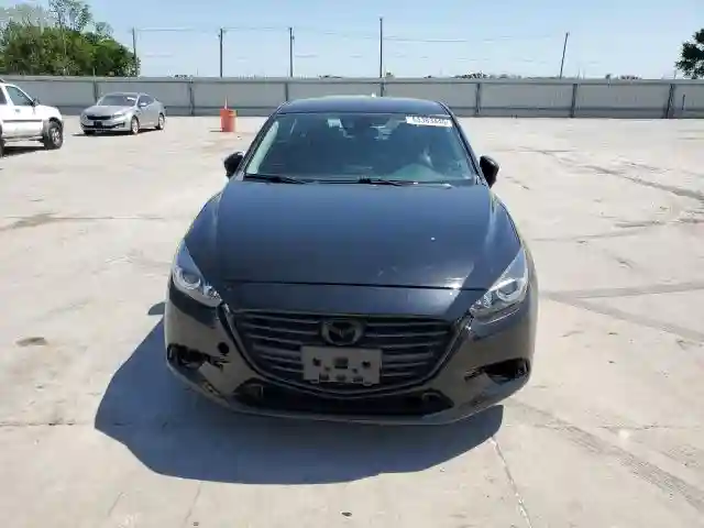 3MZBN1V39JM239173 2018 MAZDA 3-4