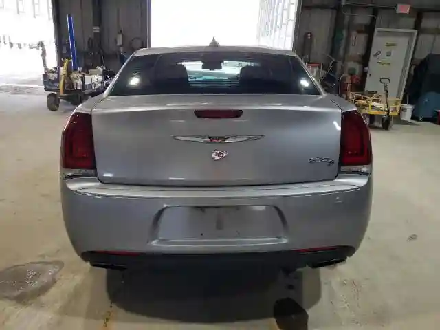 2C3CCABG3HH646312 2017 CHRYSLER 300-5