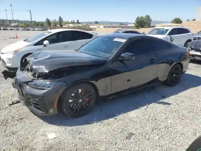WBA83AP02RCN76056 2024 BMW M4-0