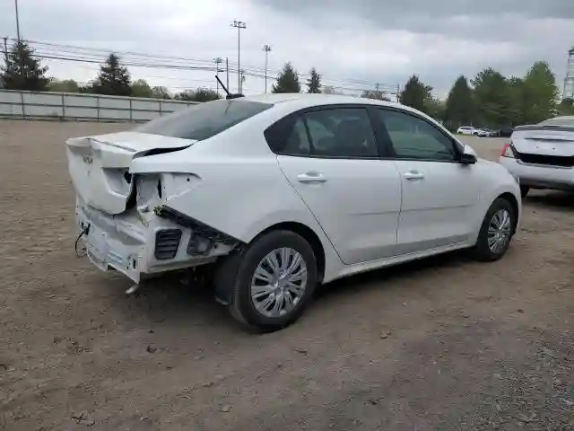 3KPA24AD5NE482096 2022 KIA RIO-2