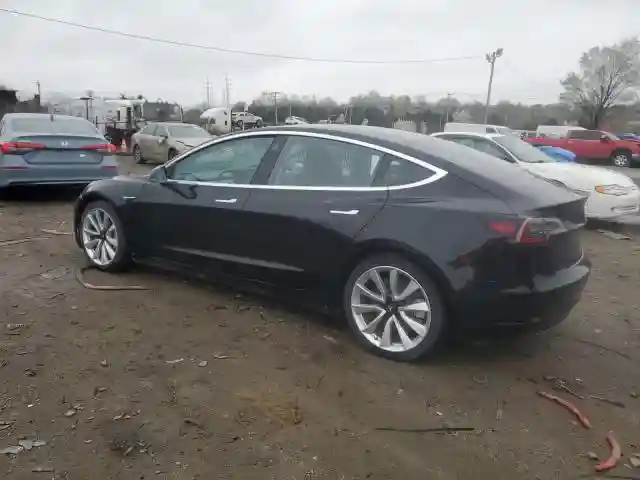 5YJ3E1EB3JF184660 2018 TESLA MODEL 3-1