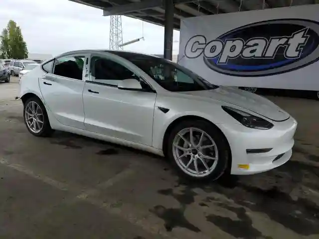 5YJ3E1EA1MF072130 2021 TESLA MODEL 3-3