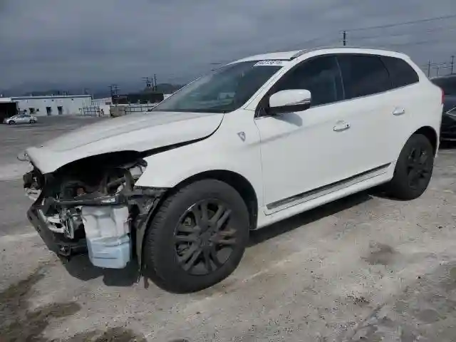 YV426MDB1F2588561 2015 VOLVO XC60-0