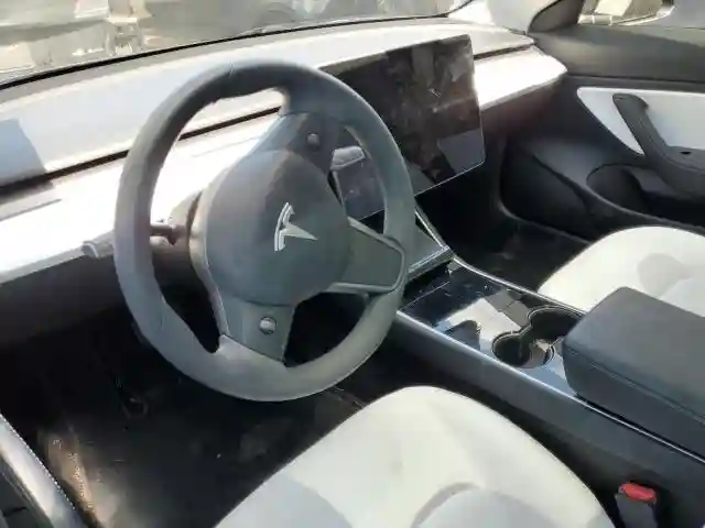 5YJ3E1EB2LF744655 2020 TESLA MODEL 3-3