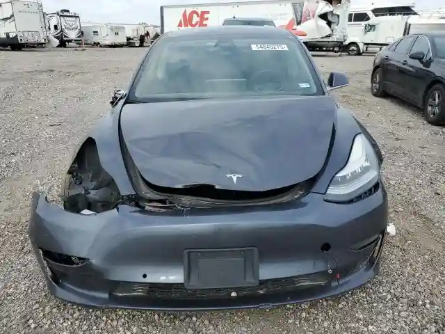 5YJ3E1EBXKF389362 2019 TESLA MODEL 3-4