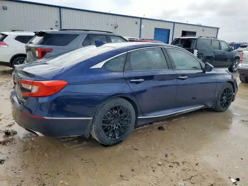 1HGCV1F92JA113648 2018 HONDA ACCORD-2