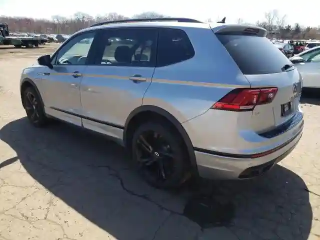 3VV8B7AX3PM090643 2023 VOLKSWAGEN TIGUAN-1