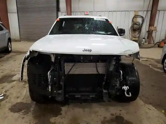 1C4RJKDG3N8551460 2022 JEEP GRAND CHEROKEE-4