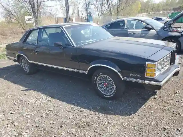 2F27U81510479 1978 PONTIAC LEMANS-3