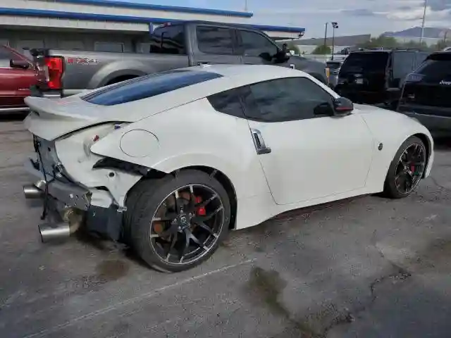 JN1AZ4EH0HM954013 2017 NISSAN 370Z-2
