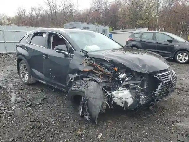 JTJDARDZ5M5031813 2021 LEXUS NX-3