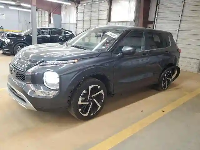 JA4J3VA8XRZ068046 2024 MITSUBISHI OUTLANDER-0