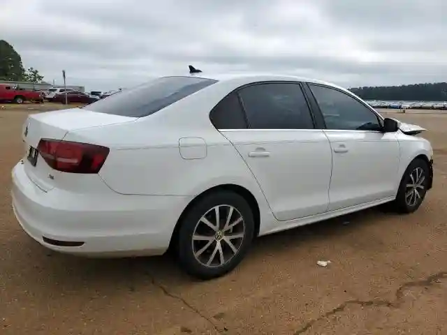 3VWDB7AJ1HM380323 2017 VOLKSWAGEN JETTA-2