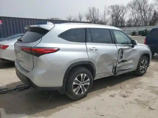 5TDGZRBH4MS081292 2021 TOYOTA HIGHLANDER-2